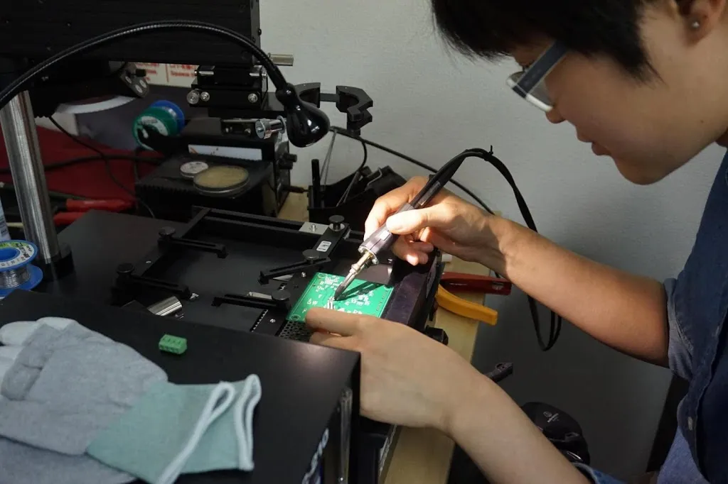 Working on Mujin product