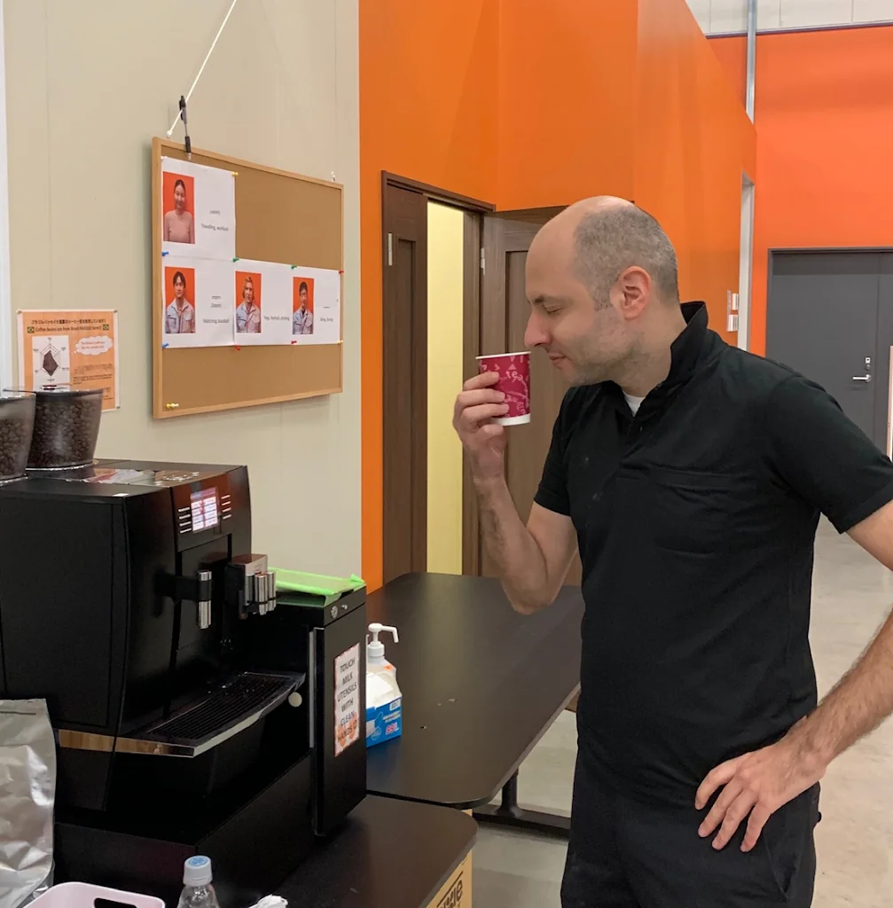 Pouring fresh espresso