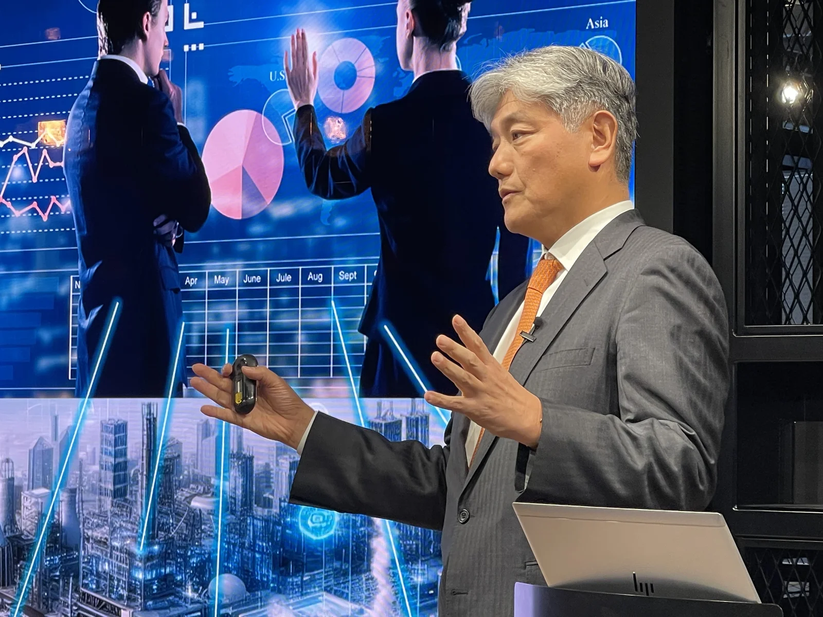 Atsushi Egawa, President of Accenture Japan